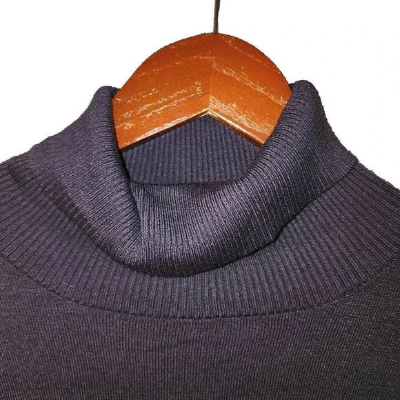 Soft Surrounding Women Grayish Blue Turtleneck Stretch Pullover Sweater Size 2X - Picture 9 of 9